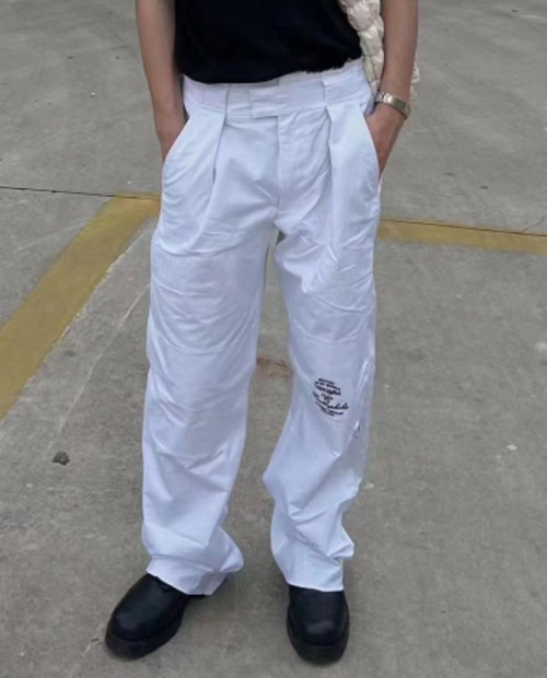RAF HISTORY OF WORKD WHITE CARGO PANTS