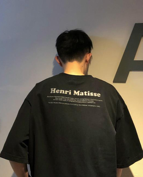 제이시스템 디자인 HENRI MATISSE 베이직 티셔츠 2컬러