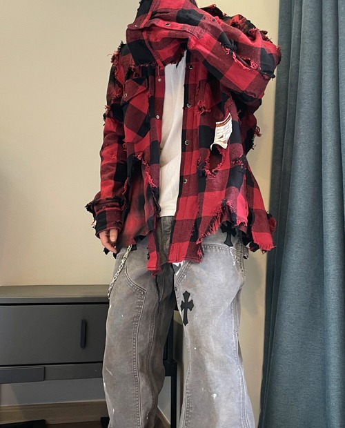 MIHARA KNIFECUT RED CHECK FLANNEL SHIRTS